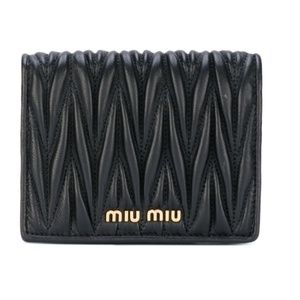 MIU MIU WALLET MATELASSÉ LEATHER WALLET